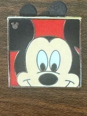 5/$25 Disney Mickey Mouse Face Pin